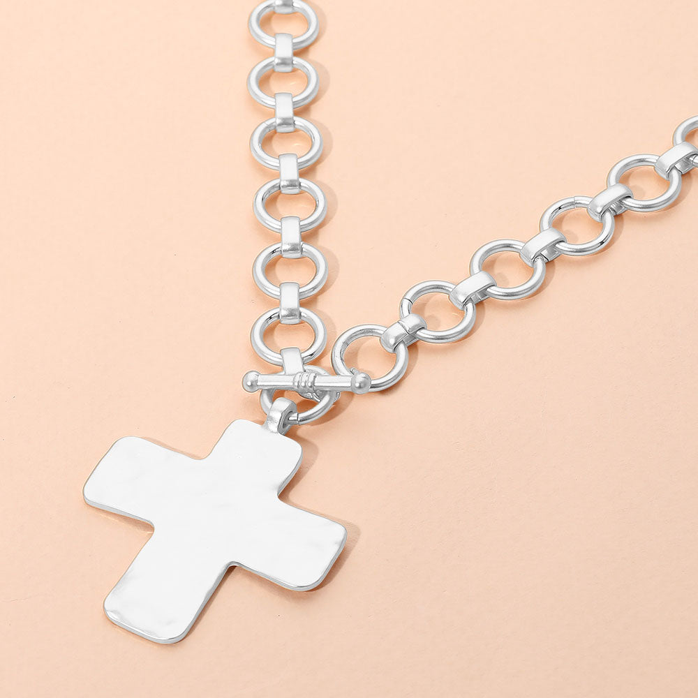 Hammered Matte Metal Silver Cross Pendant Chunky Chain Toggle Necklace