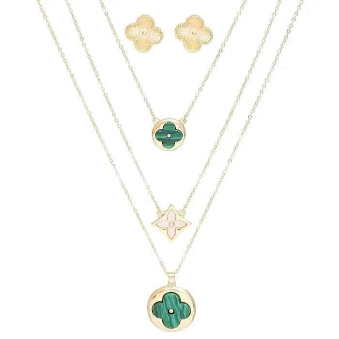 Pendant Gold Green Quatrefoil Layered Necklace