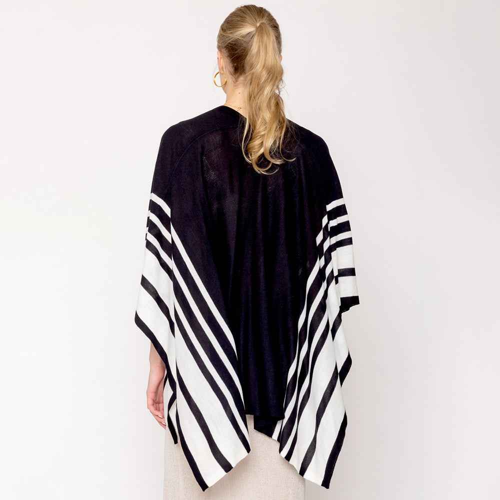 Black & White Two-Tone Border Ruana Poncho
