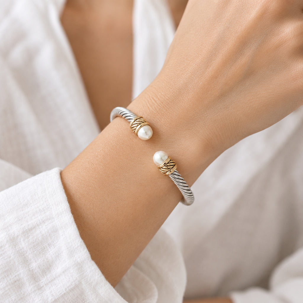 Silve Cable Cuff Bracelet with Pear-M H W ACCESSORIES