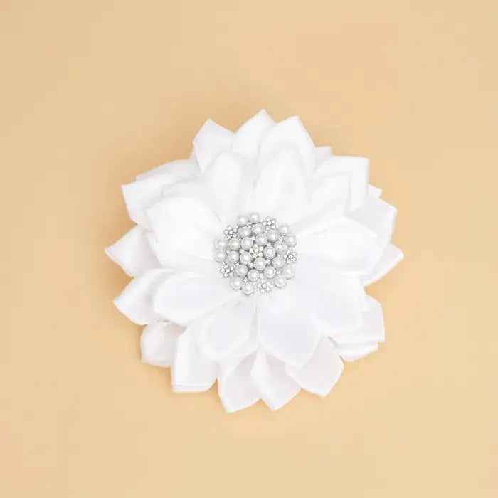 White Flower Brooch/Hairclip