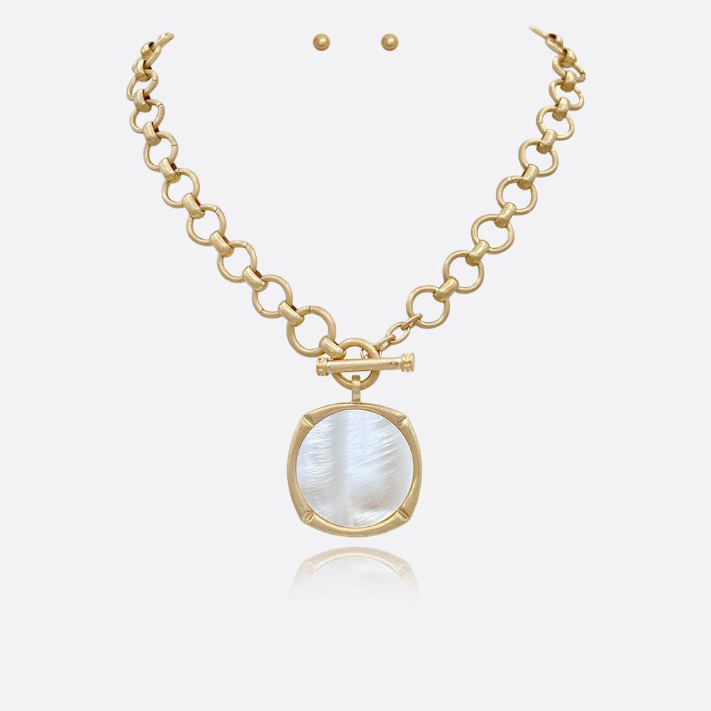 MOTHER OF PEARL PENDANT WATER RESISTANT NECKLACE SET