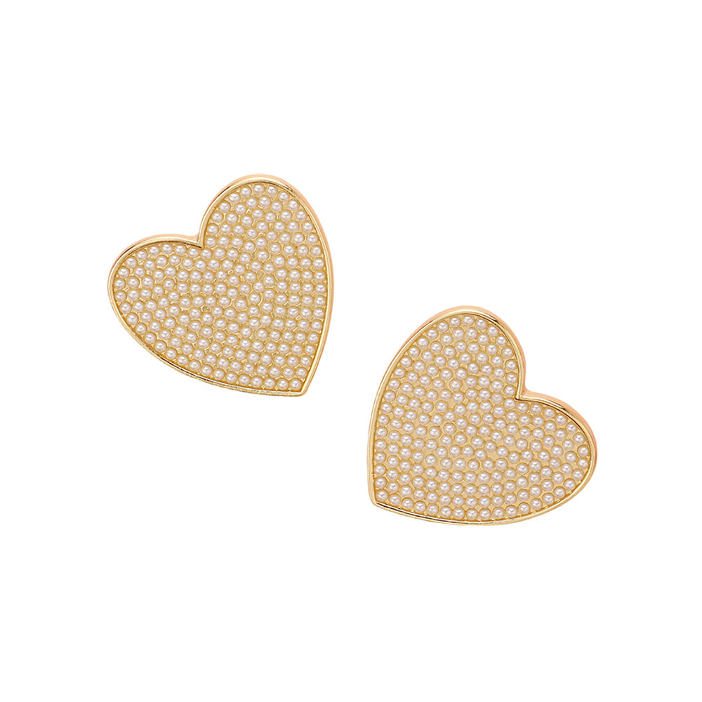 Elegance in Cream: Heart Pearl Earrings