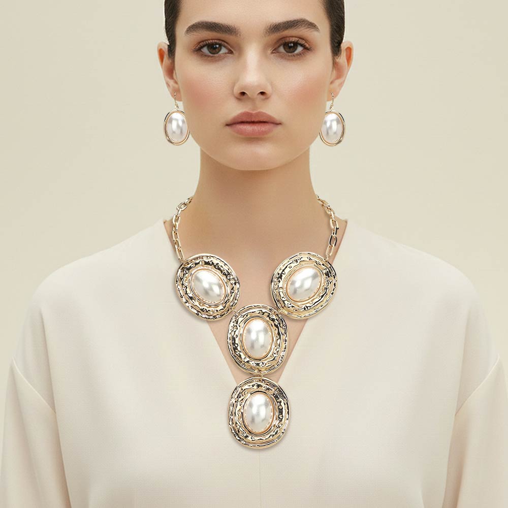 Hammered Oval Pearl Link Statement Necklace