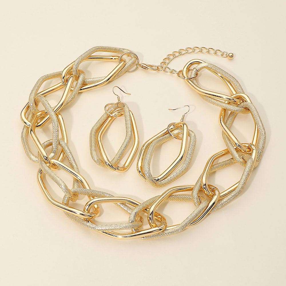 Bold Chunky Chain Link Statement Necklace for Women M H W ACCESSORIES LLC Bold Chunky Chain Link Statement Necklace for Women