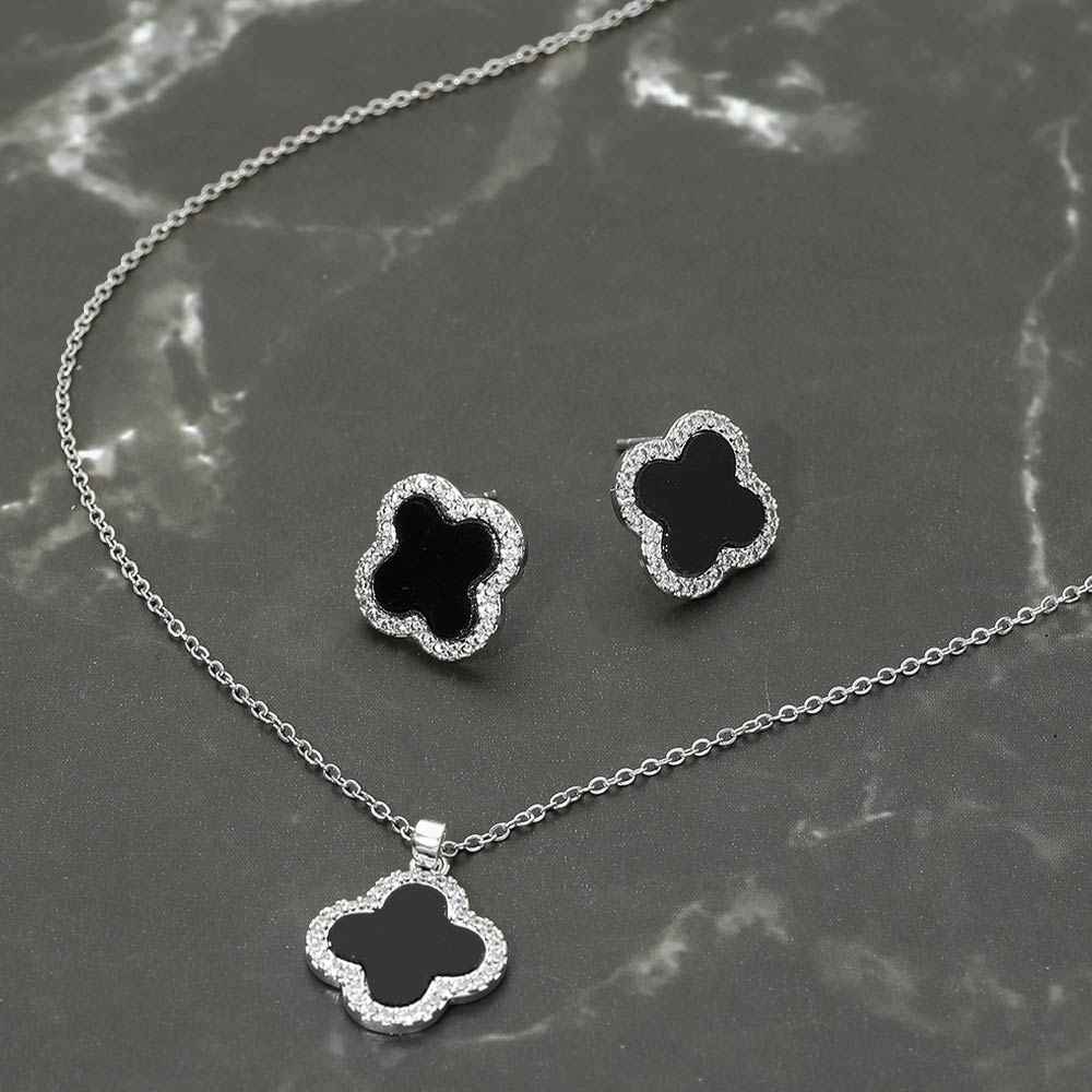 Stainless Steel Stone Rim Black Quatrefoil Pendant Necklace