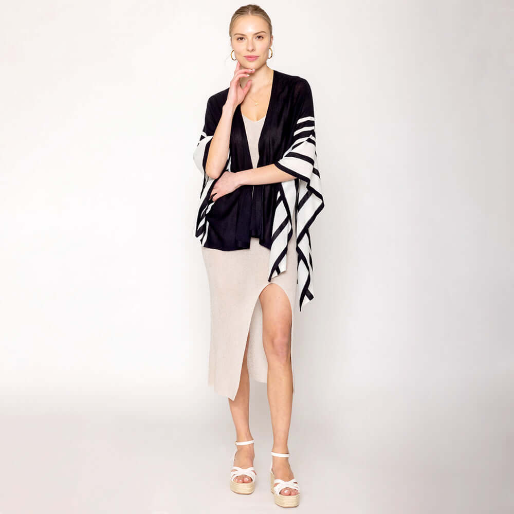 Black & White Two-Tone Border Ruana