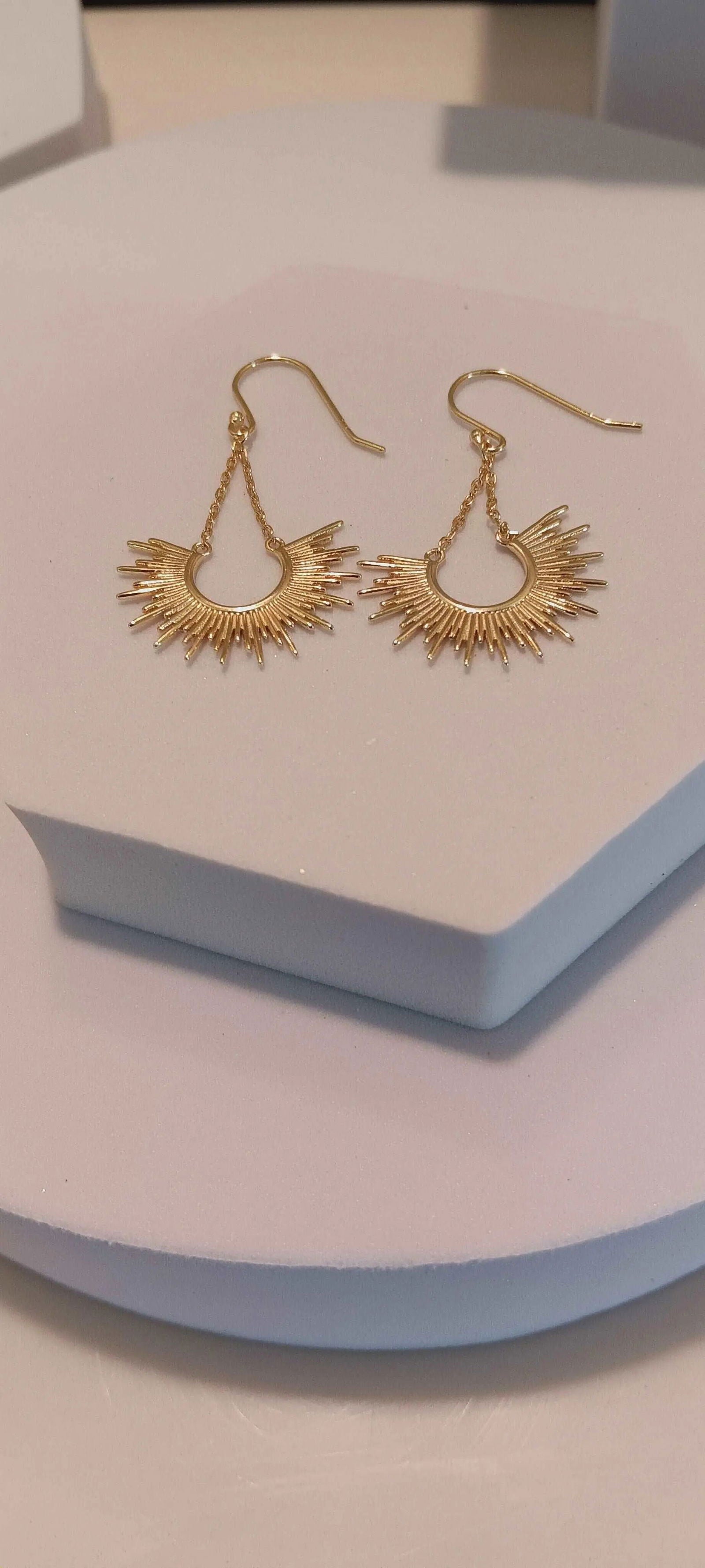 STERLING SILVER 14 KARAT GOLD PLATED SUNBURST EARRINGS - M H W ACCESSORIES LLC